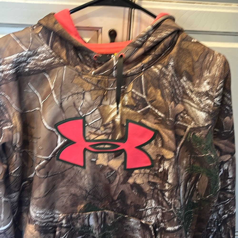 Women’s Under Armour Camo Sweatshirt